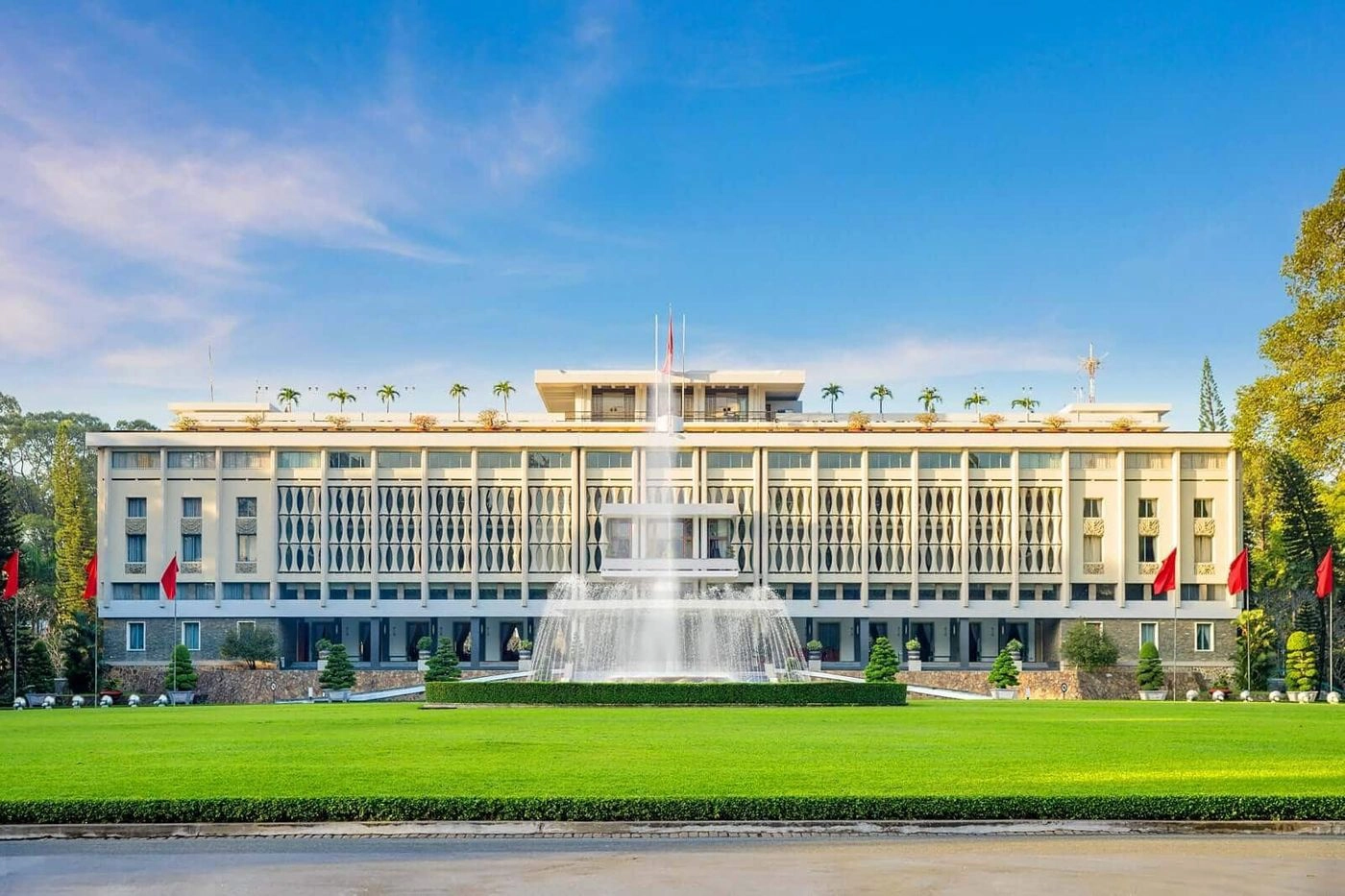 Day Tour | Saigon Instagrammable Morning City Tour: Independence Palace, Central Post Office, Notre Dame Cathedral, War Remnants Museum | Ho Chi Minh City